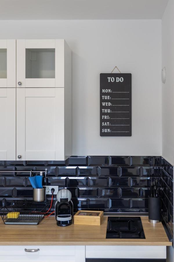 Agostini - Self Check-In Studios - Free Gated Parking On Site ริเยกา ภายนอก รูปภาพ