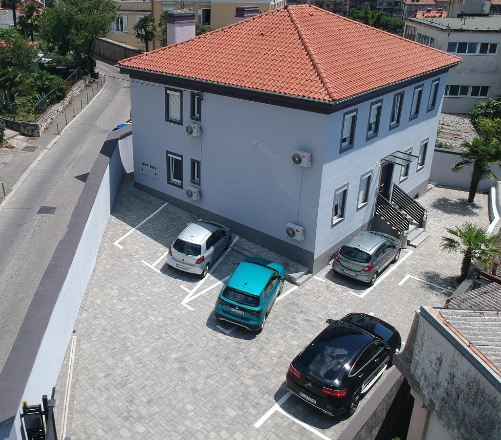 Agostini - Self Check-In Studios - Free Gated Parking On Site ริเยกา ภายนอก รูปภาพ